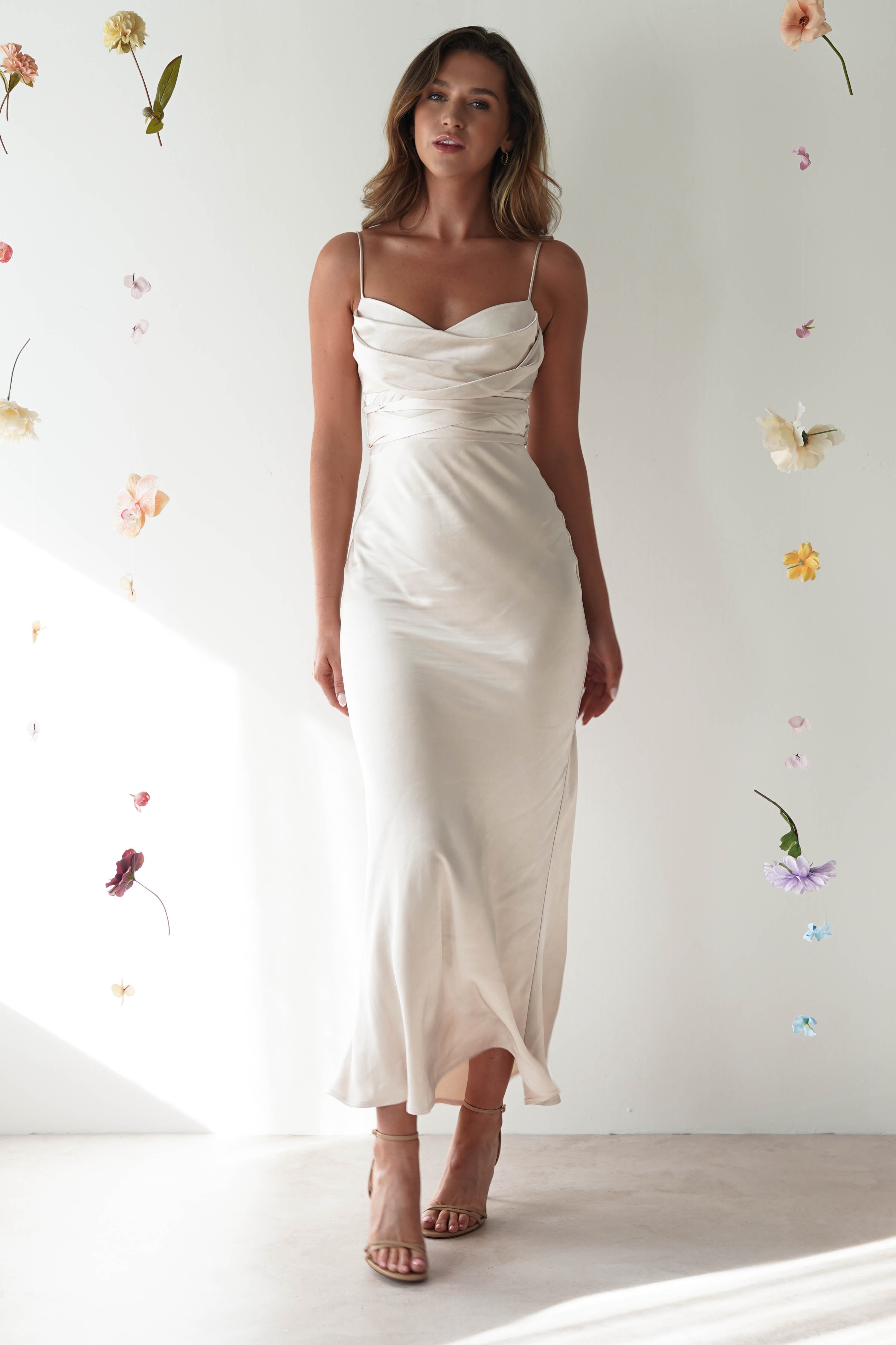 Vestido Everleigh Champanhe