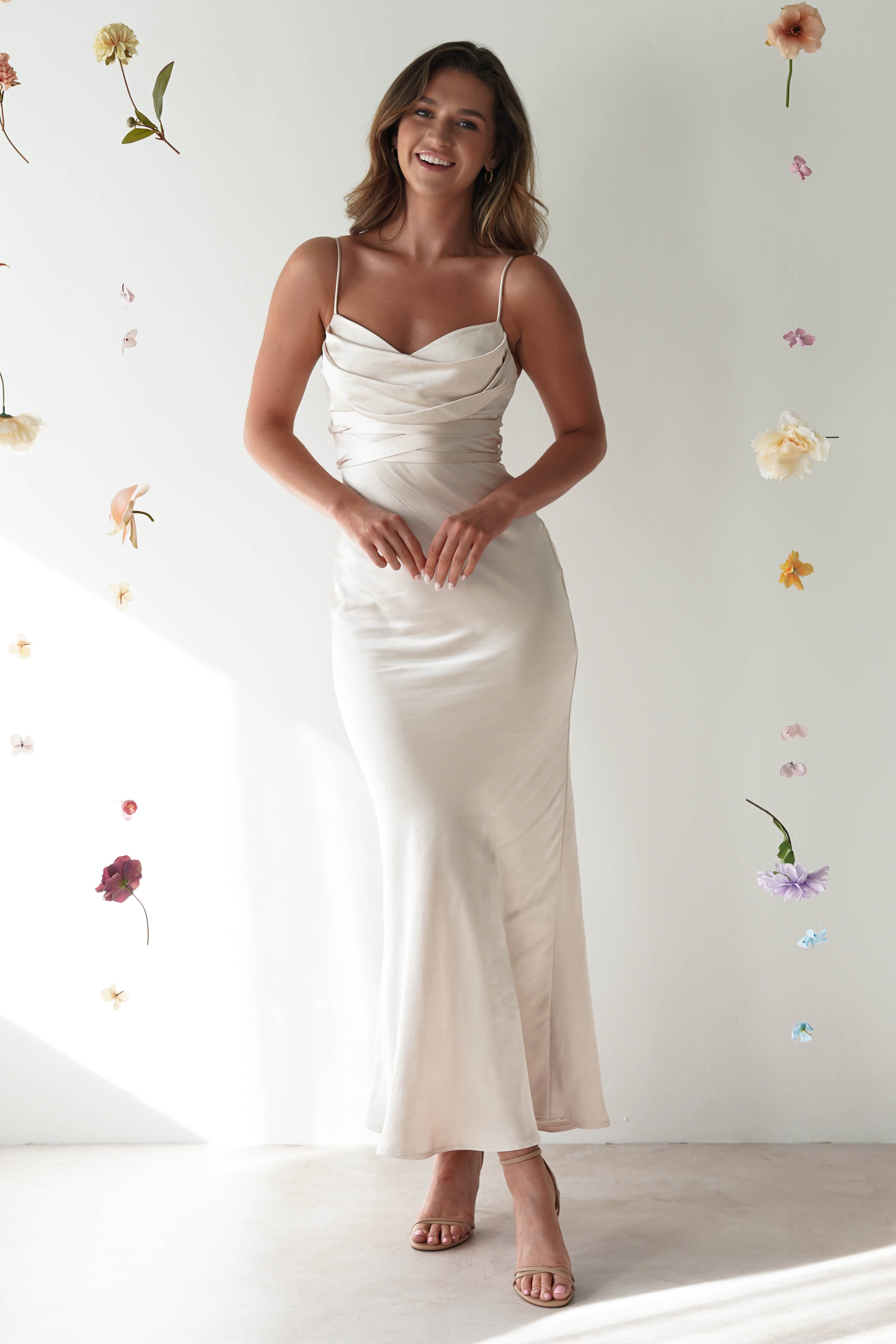 Vestido Everleigh Champanhe